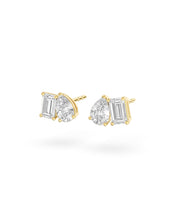 Charger l'image dans la galerie, Pear &amp; Emerald Studs - Arter Jewelry
