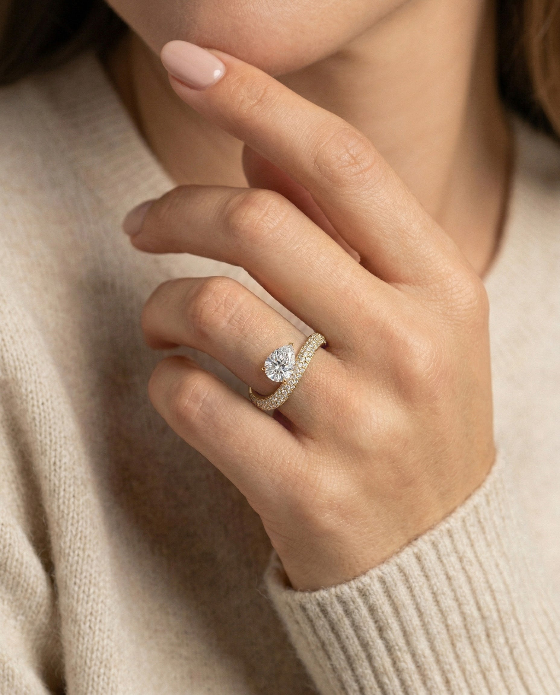 Rosa Pear Ring Pavé - Arter Jewelry