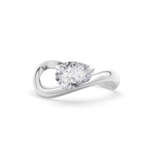 Load image into Gallery viewer, Rosa Pear Ring

