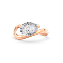Load image into Gallery viewer, Rosa Pear Ring
