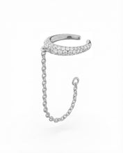 Charger l'image dans la galerie, Single Pavé Ear Cuff - Arter Jewelry
